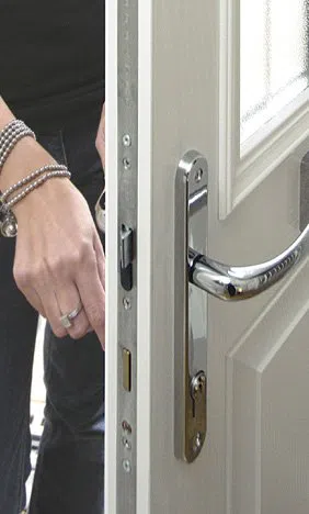 Keystone Locksmith Shop Santa Monica, CA 310-975-3527 Keystone Locksmith Shop Santa Monica, CA 310-975-3527 - unlock-service